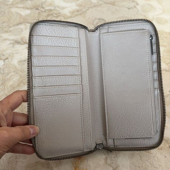 Matt & Nat Central Purity Collection Vegan Zippered Wallet - Picture 7 of 11